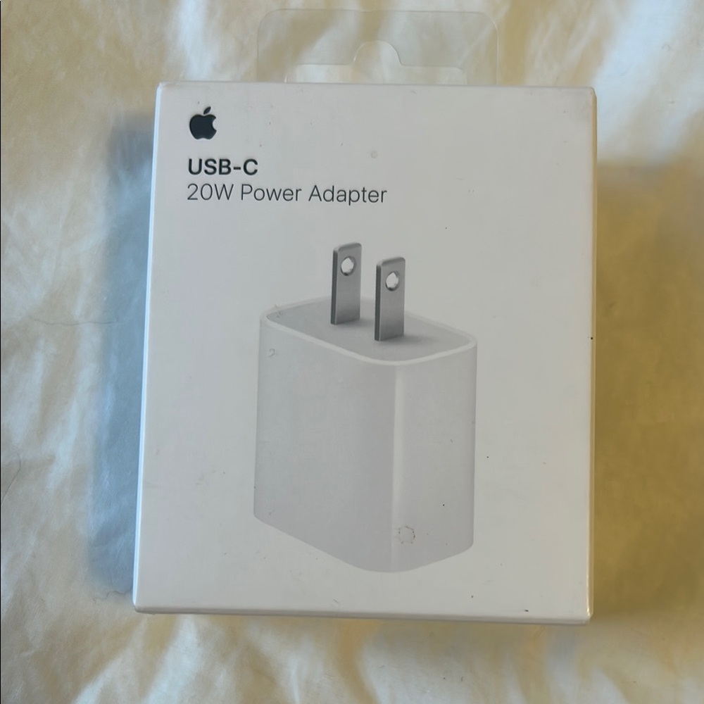 Apple USB-C 20W Power Adapter - White